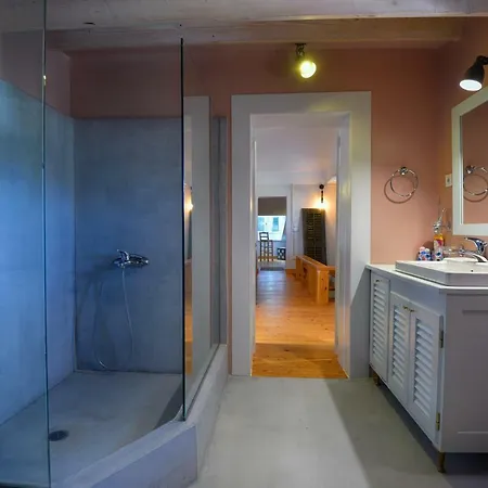 Apartamento Kompitsi Mansion *